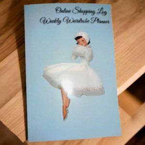 Online Shopping Log & Weekly Wardrobe Planner Paperback 108 pages tracker gifts